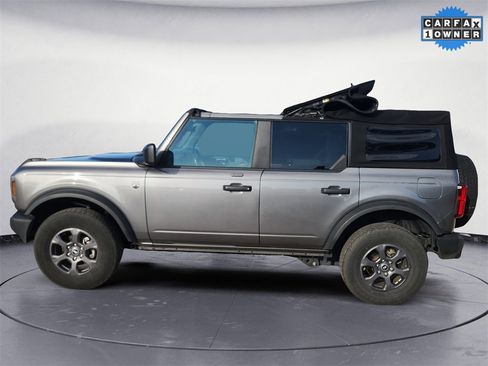 Used 2022 Ford Bronco Big Bend image 2