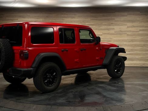Used 2022 Jeep Wrangler Unlimited Sport AWD/4WD image 15