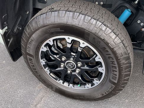 Used 2024 Toyota Tundra SR5 w/ TRD Off-Road Package image 5