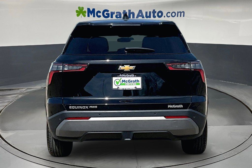 Used 2025 Chevrolet Equinox LT AWD/4WD image 6