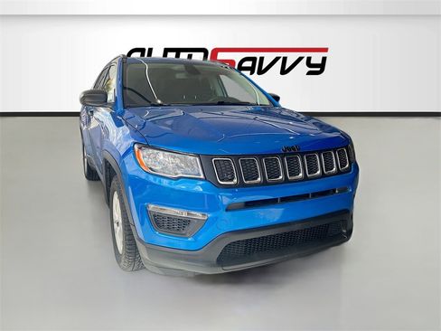 Used 2021 Jeep Compass Sport image 1