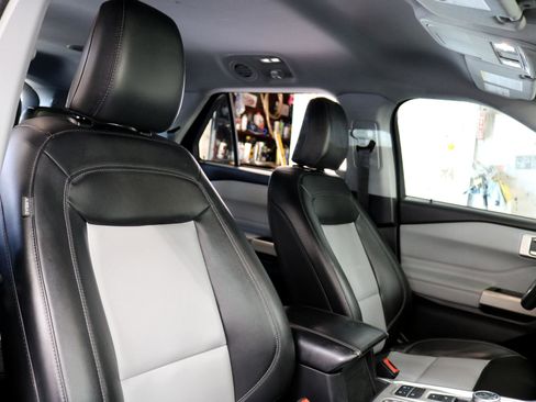 Used 2022 Ford Explorer XLT w/ Equipment Group 202A image 52