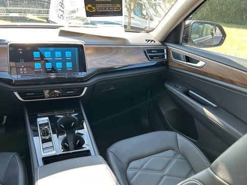 New 2026 Volkswagen Atlas SE FWD image 11