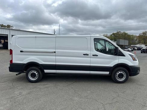 New 2025 Ford Transit 250 Low Roof image 8