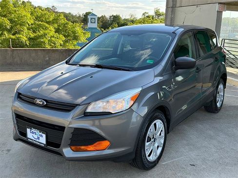 Used 2014 Ford Escape S FWD image 10