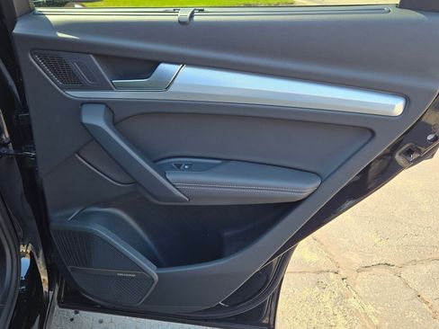 Used 2025 Audi Q5 2.0T Premium Plus image 17