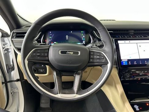 Used 2022 Jeep Grand Cherokee Limited 4xe w/ Luxury Tech Group II image 14