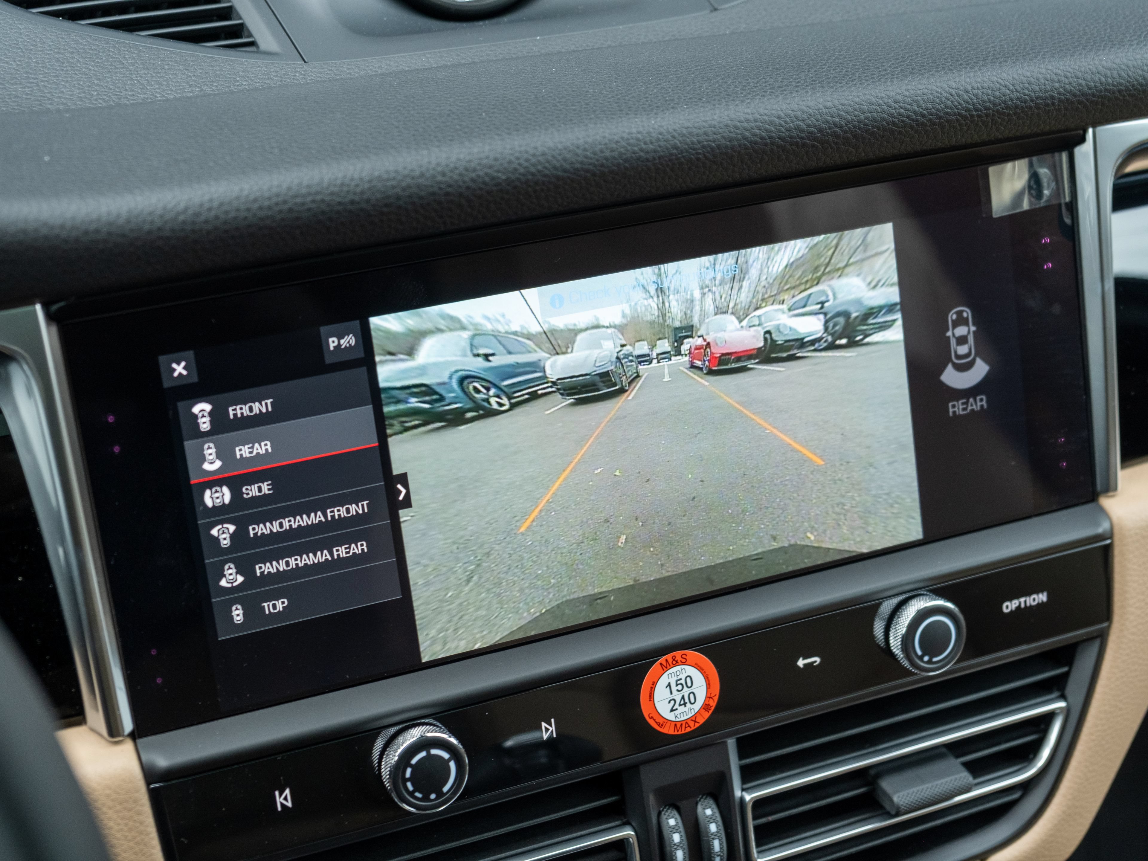Certified 2026 Porsche Macan AWD/4WD image 29