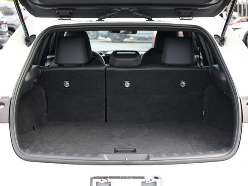 Used 2025 Lexus UX 300h FWD image 8