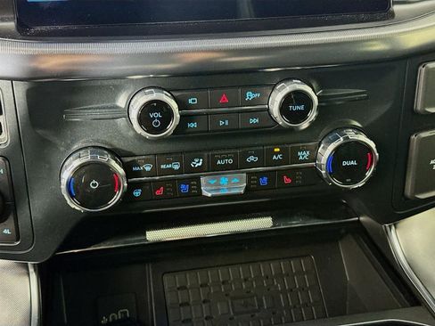 Used 2025 Ford F150 Platinum w/ Equipment Group 702A High image 19