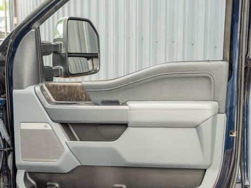 Used 2022 Ford F150 Lariat image 43