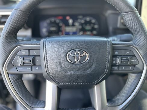 New 2024 Toyota Tacoma TRD Off-Road image 34