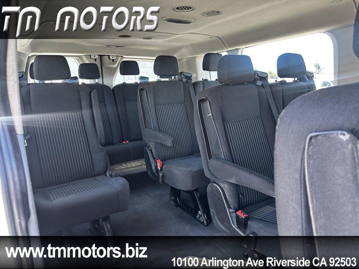 Used 2016 Ford Transit 350 XLT RWD image 8