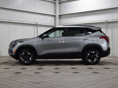 Used 2025 Kia Seltos S AWD/4WD image 4