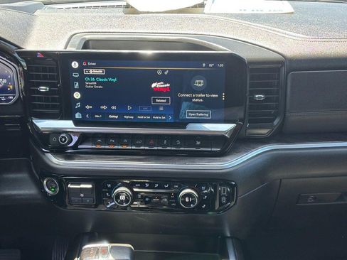 Certified 2022 Chevrolet Silverado 1500 LTZ AWD/4WD image 13