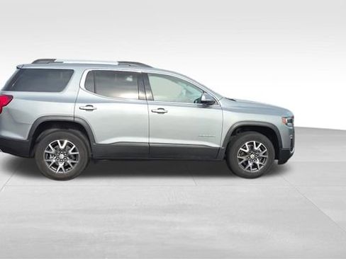 Certified 2023 GMC Acadia SLE w/ Driver Convenience Package FWD image 2