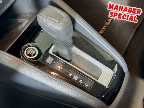 Used 2024 Nissan Versa SV FWD image 16