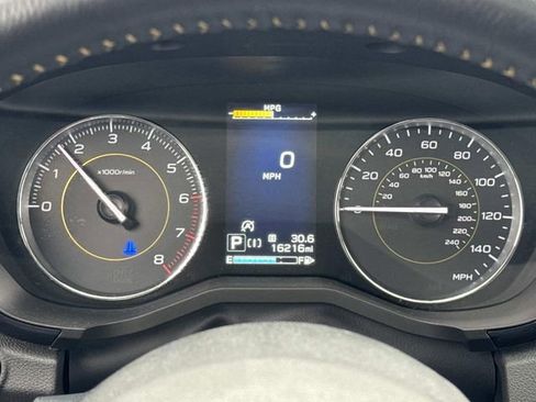 Used 2022 Subaru Crosstrek 2.5i Sport w/ Moonroof Package image 29