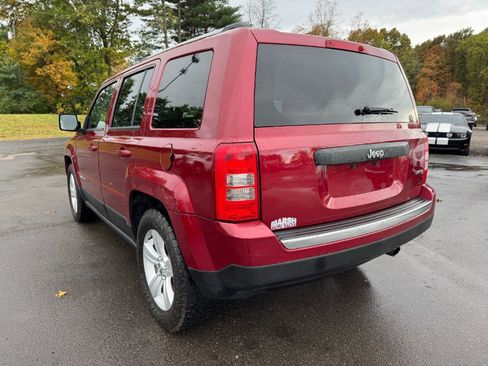 Used 2012 Jeep Patriot Limited w/ Sun/Sound Group image 3
