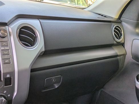 Used 2019 Toyota Tundra SR5 image 19