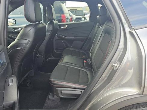 Used 2025 Ford Escape ST-Line image 13