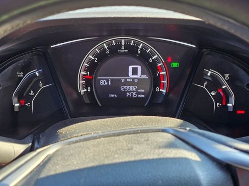 Used 2018 Honda Civic Sport image 22