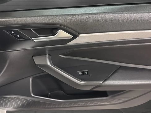 Used 2019 Volkswagen Jetta S FWD image 17