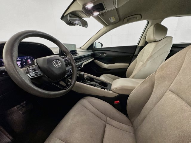 Used 2023 Honda Accord LX image 19
