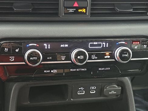 Certified 2025 Honda Pilot Elite image 25