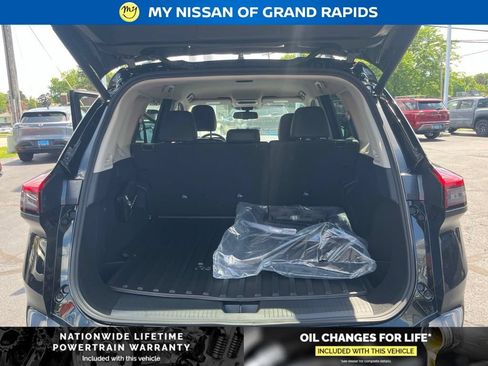 New 2026 Nissan Rogue SV w/ Rock Creek Premium Package AWD/4WD image 24