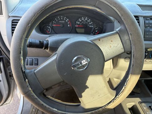 Used 2011 Nissan Frontier S w/ S Preferred Pkg RWD image 12