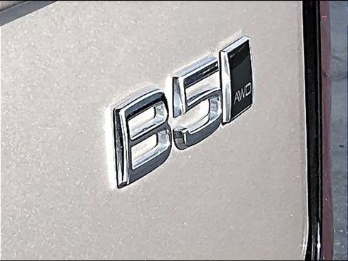 Used 2026 Volvo XC90 B5 Plus image 11