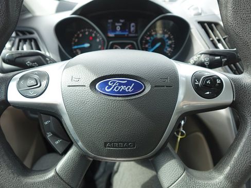 Used 2015 Ford Escape SE w/ SE Chrome Package FWD image 8