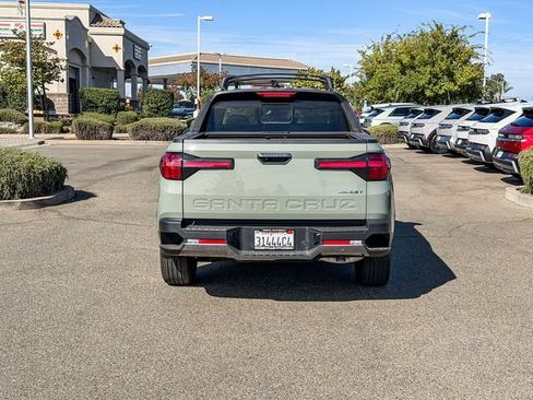 Certified 2025 Hyundai Santa Cruz Limited AWD/4WD image 4