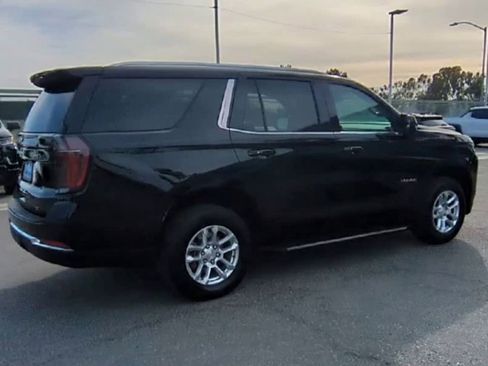Used 2025 Chevrolet Tahoe LT image 8
