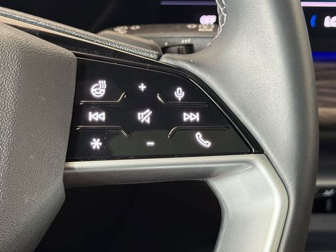 Used 2025 Audi Q5 Premium w/ Convenience Package image 26