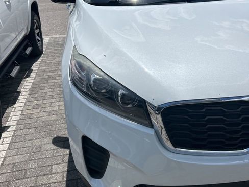 Used 2020 Kia Sorento LX image 5