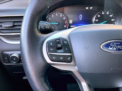 Used 2022 Ford Explorer XLT w/ Equipment Group 202A image 23