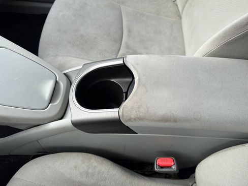 Used 2014 Toyota Prius Three w/ Solar Roof Package FWD image 33
