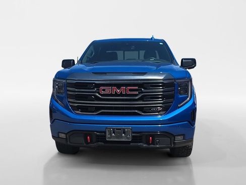 Used 2022 GMC Sierra 1500 AT4 w/ AT4 Preferred Package AWD/4WD image 9