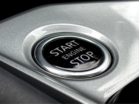 Certified 2023 Nissan Altima 2.5 SV image 8