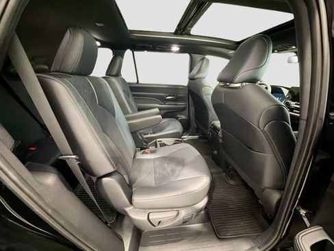 Certified 2025 Toyota Grand Highlander AWD Hybrid image 23