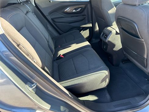 Used 2020 GMC Terrain SLE w/ Driver Convenience Package image 15