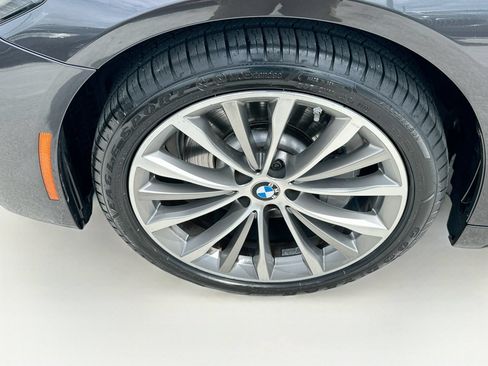 Used 2022 BMW 530i w/ M Sport Package RWD image 34