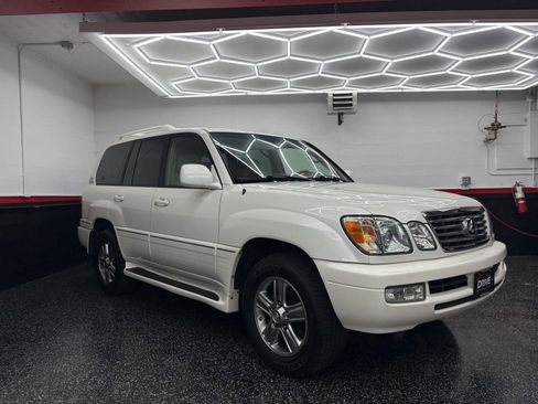 Used 2006 Lexus LX 470 4WD image 3