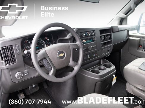New 2024 Chevrolet Express 3500 w/ Power Convenience Package image 20