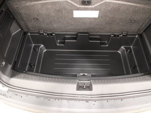 New 2025 GMC Acadia AT4 w/ Super Cruise Package image 49