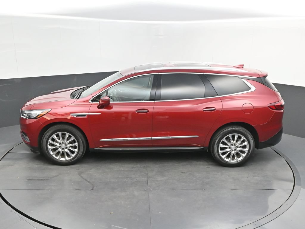 Used 2018 Buick Enclave Premium w/ LPO, Hit The Road Package FWD image 36