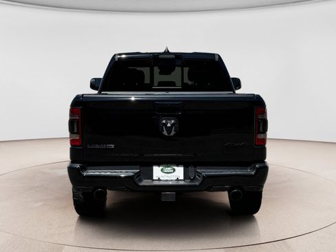 Used 2024 RAM 1500 Laramie AWD/4WD image 4