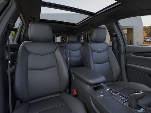 New 2025 Cadillac XT5 Sportv image 16